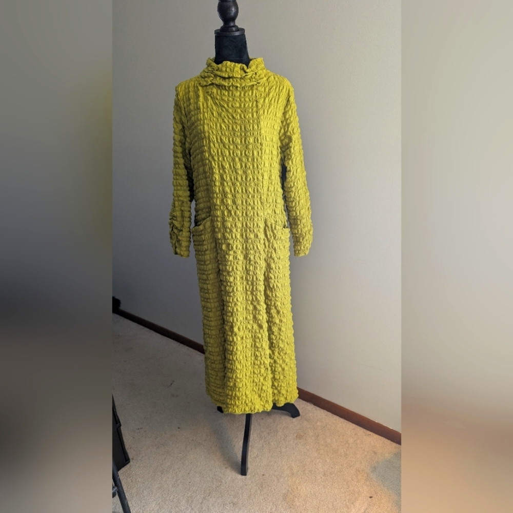 IC COLLECTION Long Sleeve Textured Lime Dress